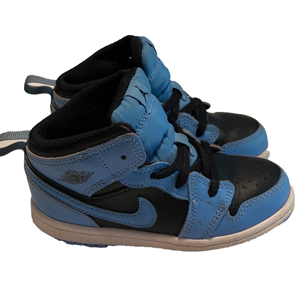 Jordan University Med Blue Black/ White